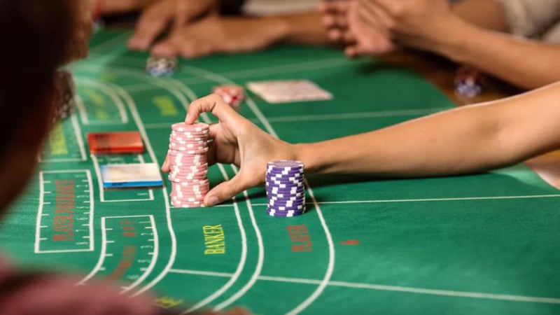 Kinh nghiệm đánh Baccarat gấp thếp anh em cần biết