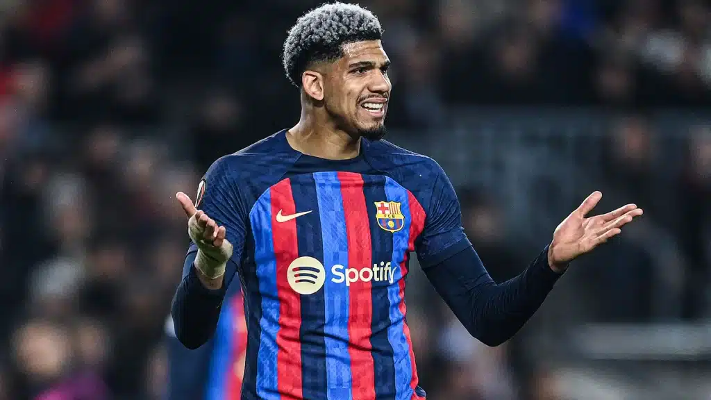 Top 8: Ronald Araujo – Trung vệ của câu lạc bộ Barcelona